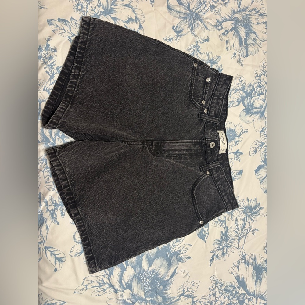 Abercrombie & Fitch Black High Waist Women Shorts